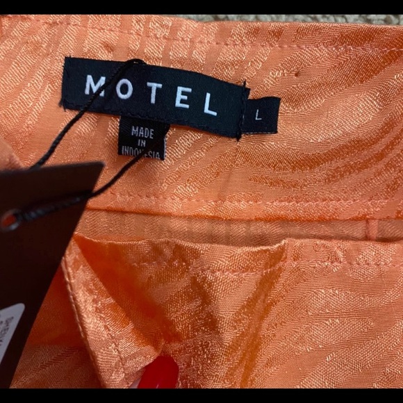 Motel Rocks Skirt - Picture 2 of 3